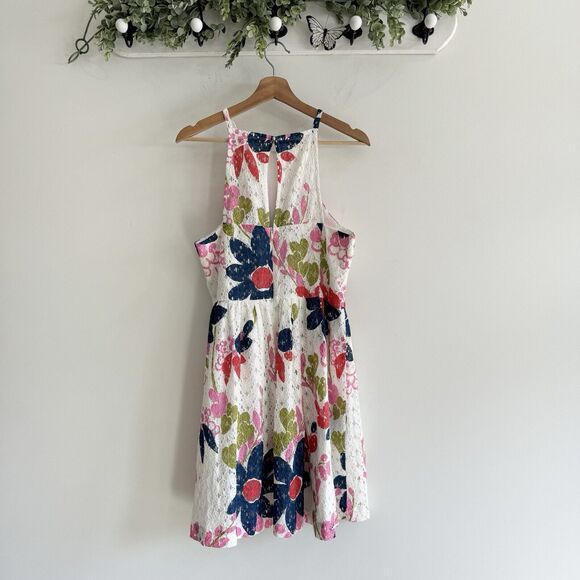 TRINA TURK Petaluma Dress Retro Mod Colorful Flower Power Lace Fit & Flare 12 - Picture 4 of 5